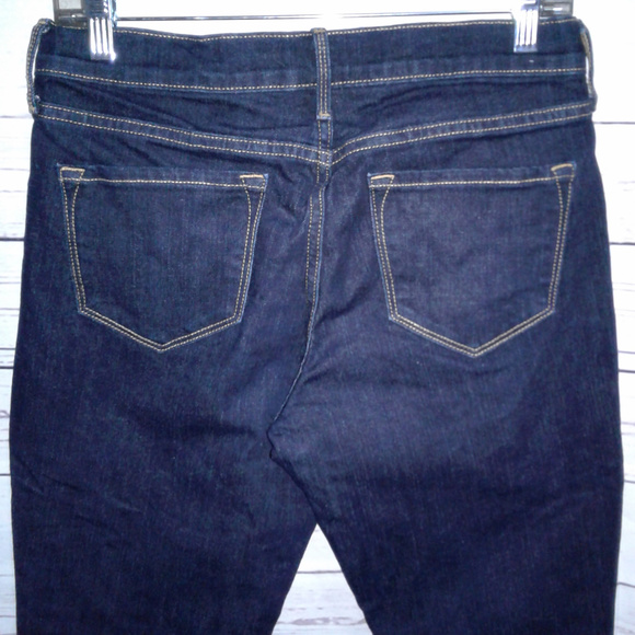 Old Navy Curvy Profile Skinny Jeans - Picture 7 of 8